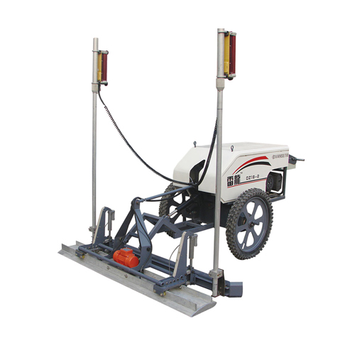 轻便型激光整平机.jpg 轻便型激光整平机.jpg